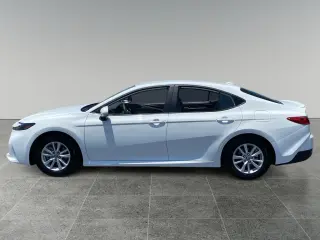 Toyota Camry 2025