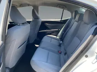 Toyota Camry 2025