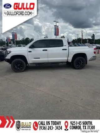 Toyota Tundra 2020 4x4 SR5 4dr CrewMax Cab Pickup SB