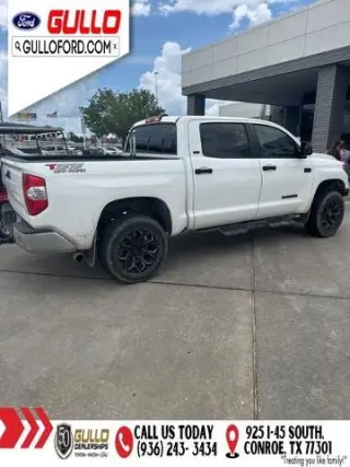 Toyota Tundra 2020 4x4 SR5 4dr CrewMax Cab Pickup SB