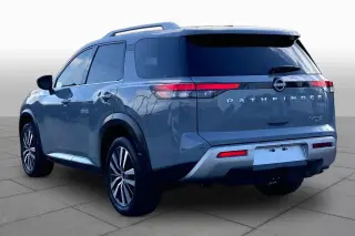 Nissan Pathfinder 2022 AWD Platinum 4dr SUV