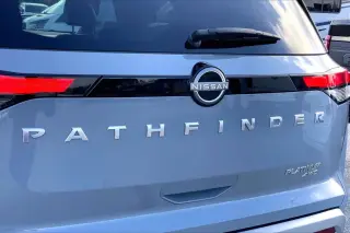 Nissan Pathfinder 2022 AWD Platinum 4dr SUV
