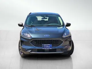 Ford Escape Plug-In Hybrid 2022 SE 4dr SUV