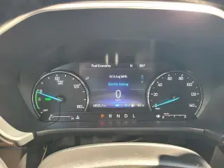 Ford Escape Plug-In Hybrid 2022 SE 4dr SUV