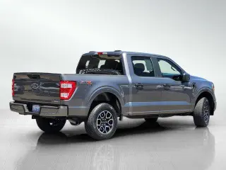 Ford F-150 2023 4x4 XL 4dr SuperCrew 5.5 ft. SB