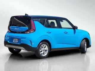 Kia Soul 2023 S 4dr Crossover