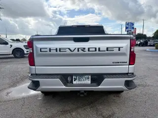 Chevrolet Silverado 1500 2021 4x2 Custom 4dr Crew Cab 5.8 ft. SB