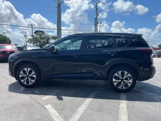 Nissan Rogue 2023 AWD SV 4dr Crossover