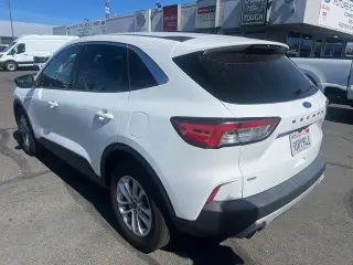 Ford Escape 2022 SE 4dr SUV
