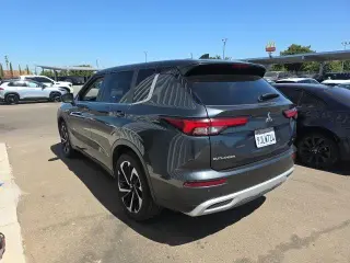 Mitsubishi Outlander 2024 AWD SE 4dr SUV