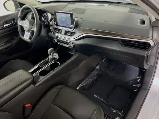 Nissan Altima 2024 2.5 SV 4dr Sedan