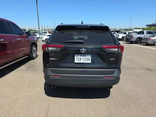 Toyota RAV4 2024 XLE 4dr SUV