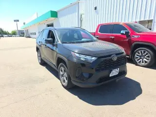 Toyota RAV4 2024 XLE 4dr SUV