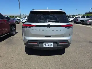 Nissan Pathfinder 2024 SV 4dr SUV