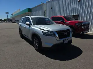 Nissan Pathfinder 2024 SV 4dr SUV