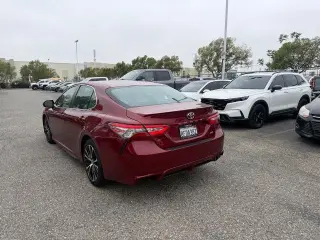 Toyota Camry 2018 SE 4dr Sedan