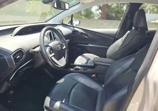 Toyota Prius Prime 2019 Plus 4dr Hatchback