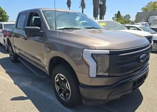 Ford F-150 Lightning 2023 AWD XLT 4dr SuperCrew 5.5 ft. SB