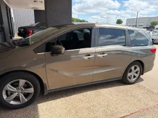 Honda Odyssey 2019 EX 4dr Mini-Van