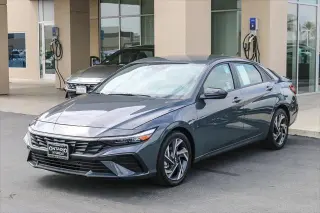 Hyundai ELANTRA 2025 SEL Sport 4dr Sedan