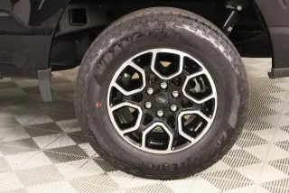 Ford F-150 2023 4x4 Lariat 4dr SuperCrew 5.5 ft. SB