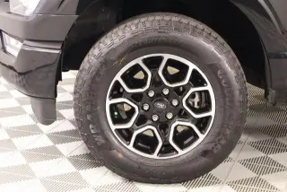 Ford F-150 2023 4x4 Lariat 4dr SuperCrew 5.5 ft. SB