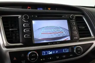 Toyota Highlander 2017 AWD SE 4dr SUV