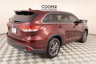 Toyota Highlander 2017 AWD SE 4dr SUV