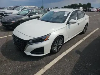 Nissan Altima 2023 2.5 SV 4dr Sedan