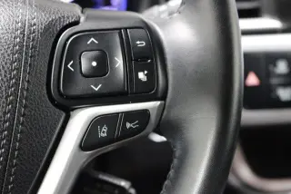 Toyota Highlander 2018 AWD SE 4dr SUV