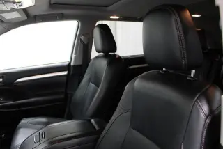 Toyota Highlander 2018 AWD SE 4dr SUV
