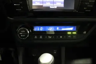 Toyota Corolla 2015 S 4dr Sedan