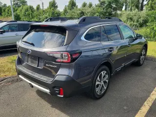 Subaru Outback 2022 AWD Limited 4dr Crossover