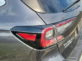 Subaru Outback 2022 AWD Limited 4dr Crossover