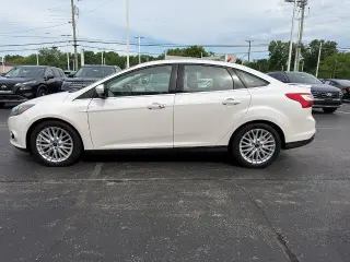 Ford Focus 2013 Titanium 4dr Sedan