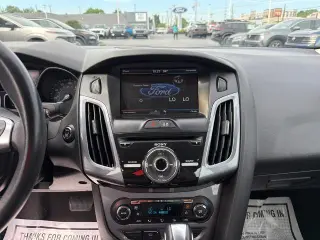 Ford Focus 2013 Titanium 4dr Sedan