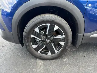 Nissan Kicks 2025 AWD SV 4dr Crossover