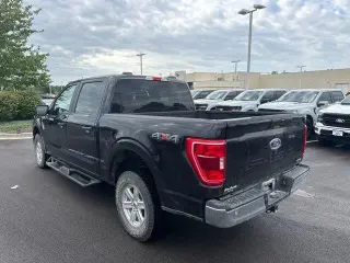 Ford F-150 2023 4x4 Platinum 4dr SuperCrew 6.5 ft. SB