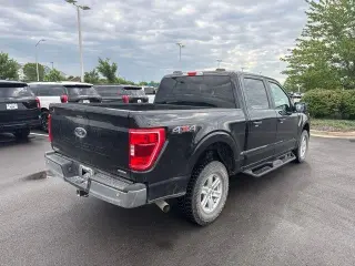 Ford F-150 2023 4x4 Platinum 4dr SuperCrew 6.5 ft. SB