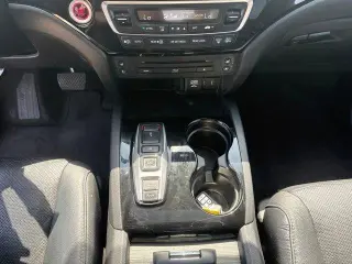 Honda Pilot 2017 AWD Elite 4dr SUV