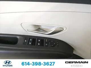 Hyundai TUCSON 2025 SE 4dr SUV