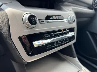 Ford Explorer 2023 AWD XLT 4dr SUV