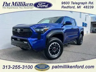 Toyota Tacoma 2024 4x4 Limited 4dr Double Cab 5.0 ft SB