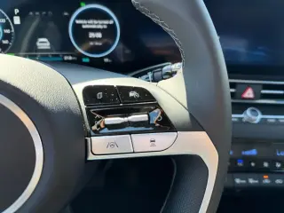 Hyundai ELANTRA Hybrid 2025 Limited 4dr Sedan