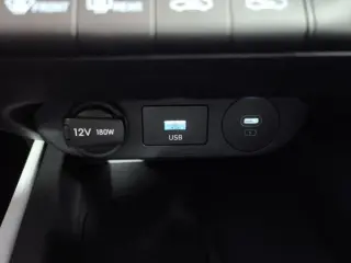 Hyundai ELANTRA 2025 Limited 4dr Sedan