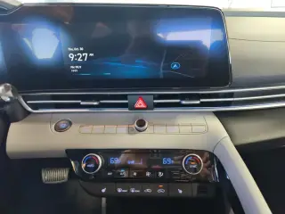 Hyundai ELANTRA 2025 Limited 4dr Sedan
