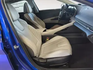 Hyundai ELANTRA 2025 Limited 4dr Sedan