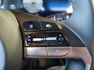 Hyundai ELANTRA 2025 Limited 4dr Sedan