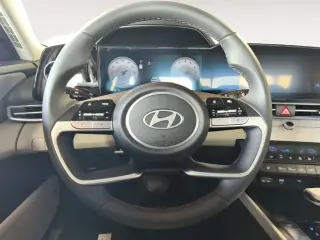 Hyundai ELANTRA 2026 Limited 4dr Sedan