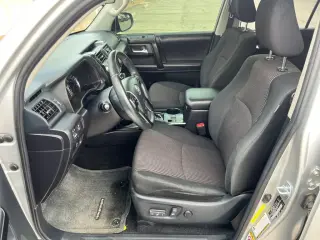 Toyota 4Runner 2016 4x4 SR5 4dr SUV